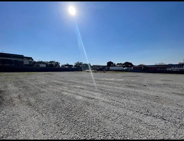 9,000M² WAREHOUSE TO LET IN RUSTIVIA