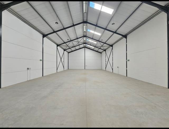 485M² WAREHOUSE TO LET IN FIRGROVE