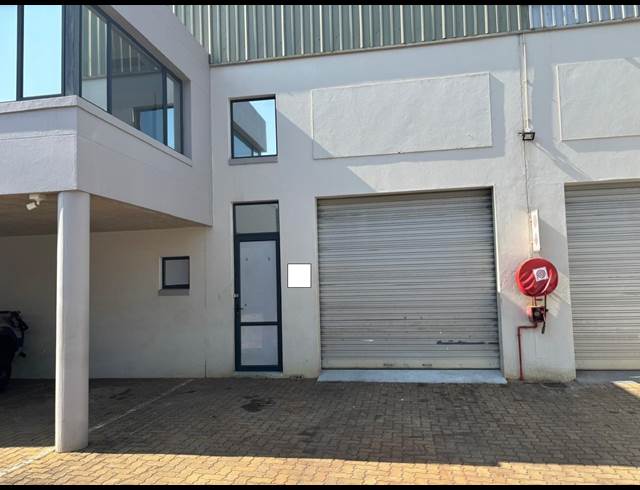 132M² MINI FACTORY RENTED IN BALLITO CENTRAL