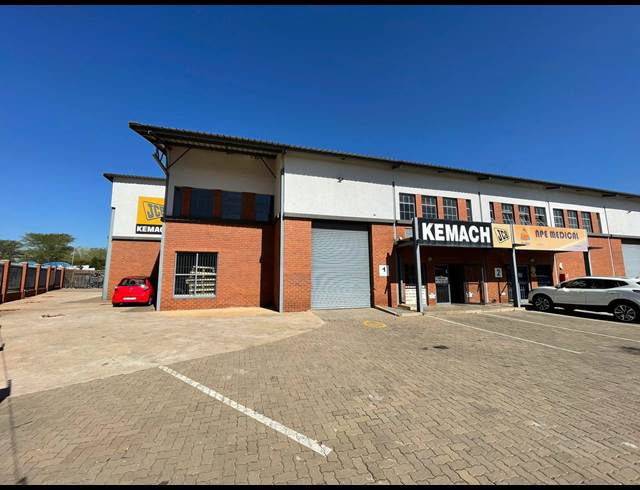 369M² WAREHOUSE RENTED IN MONTANA PARK