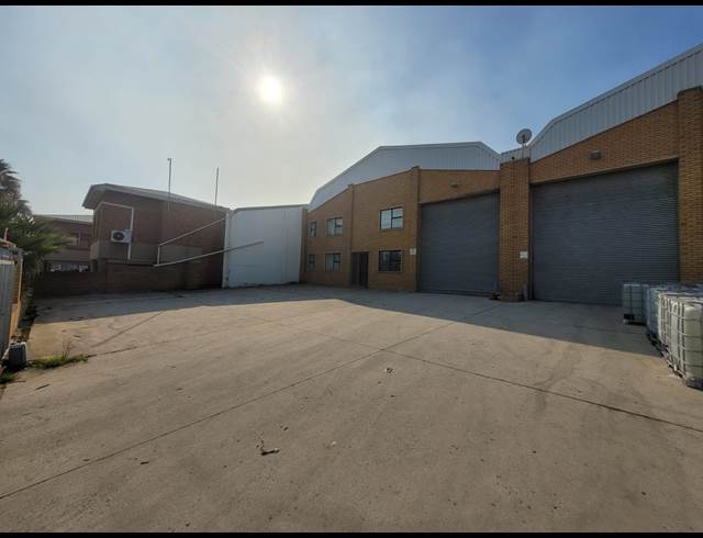 830M² WAREHOUSE TO LET IN KILLARNEY GARDENS