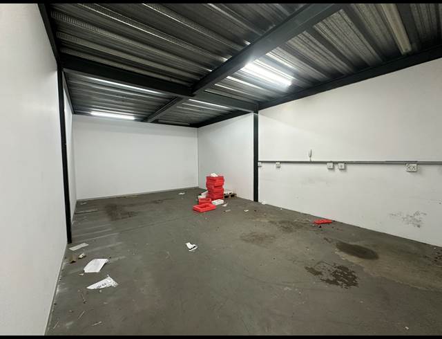 284M² WAREHOUSE TO LET IN MEADOWDALE