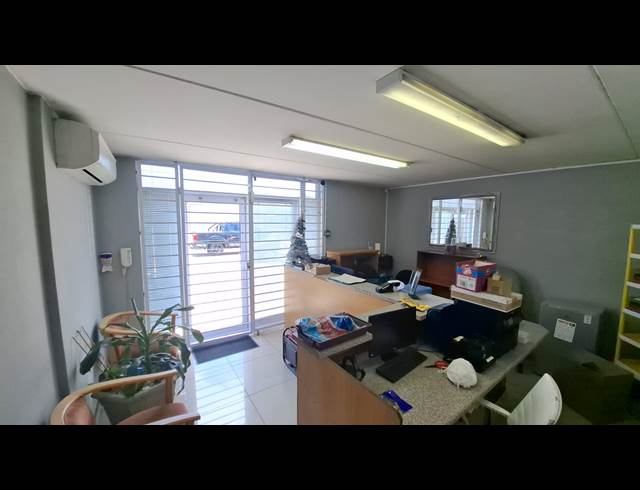643M² WAREHOUSE TO LET IN BRACKENFELL CENTRAL