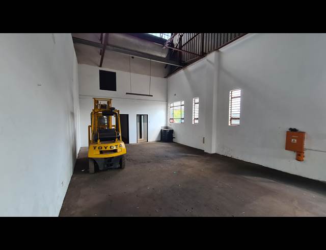 170M² FACTORY TO LET IN ANDERBOLT