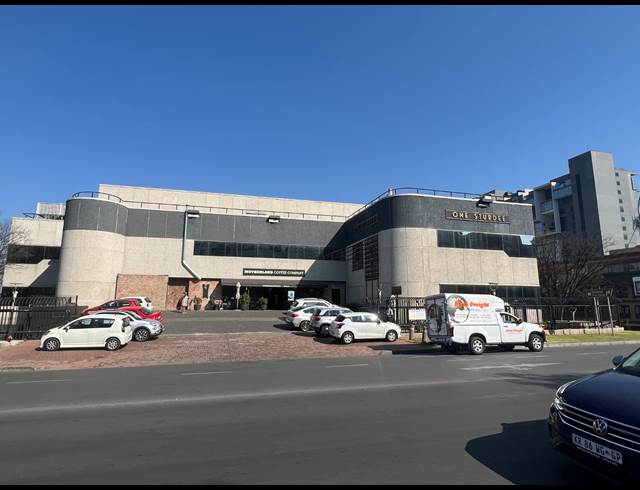 116M² OFFICE TO LET IN ROSEBANK