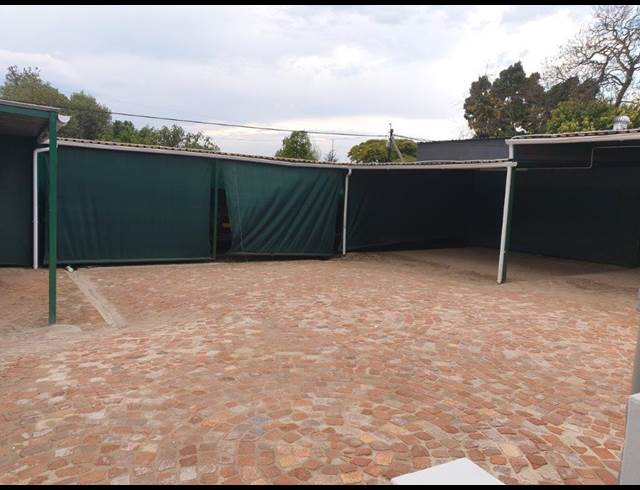 230M² RETAIL TO LET IN GREENSIDE