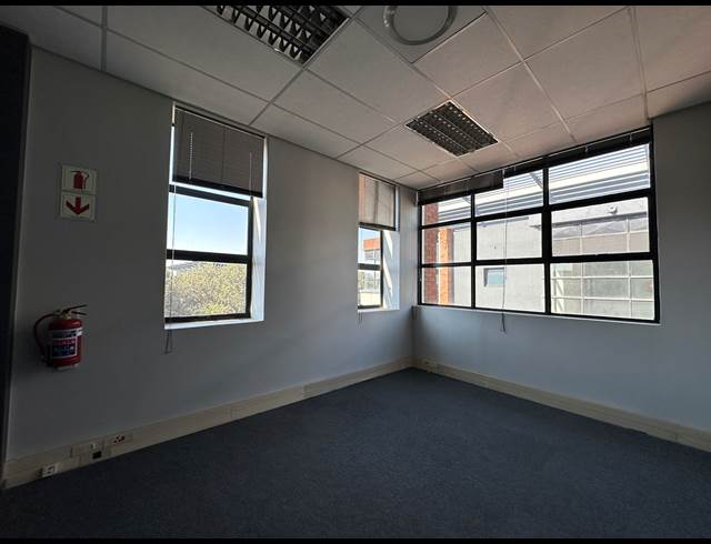 270.10M² OFFICE TO LET IN HIGHVELD TECHNOPARK
