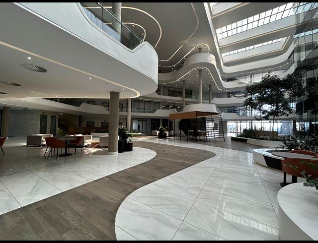 510M² OFFICE TO LET IN WATERFALL