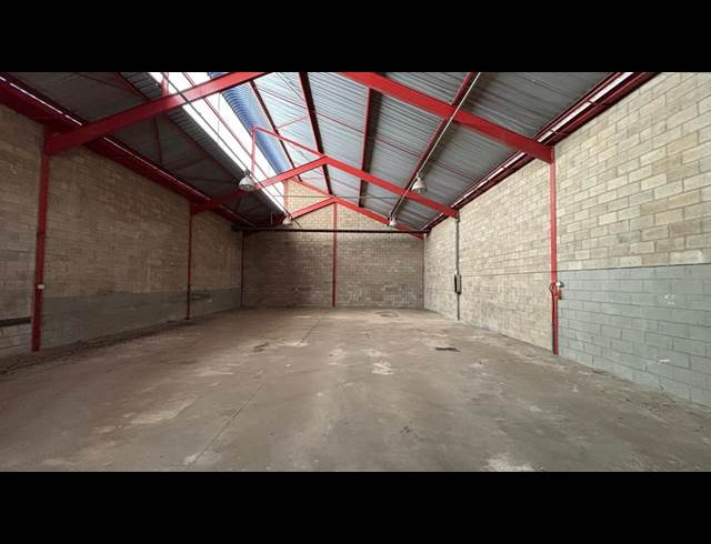 326M² WAREHOUSE TO LET IN ROBERTVILLE
