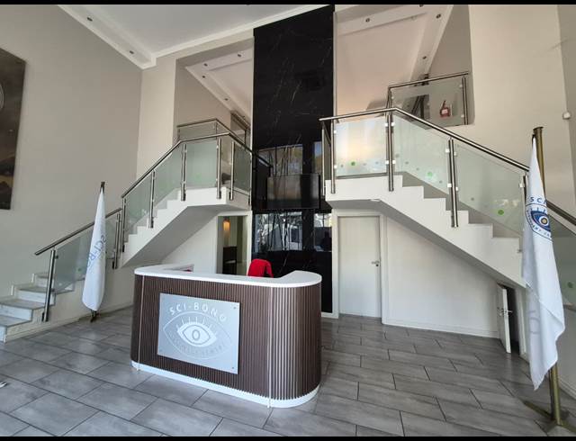 550M² OFFICE TO LET IN ROSEBANK