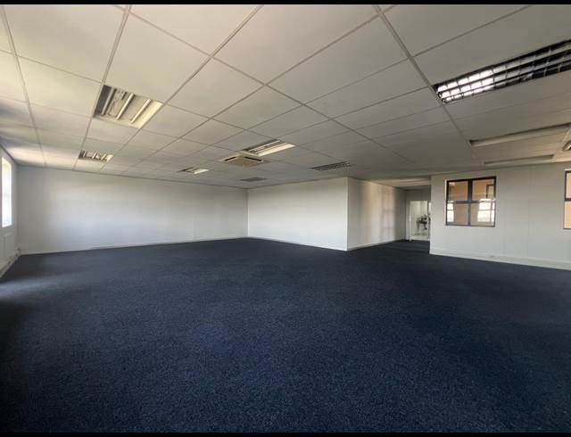 146M² OFFICE TO LET IN MEYERSDAL