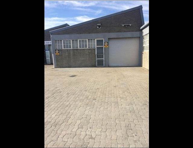 192M² FACTORY RENTED IN PAARDEN EILAND