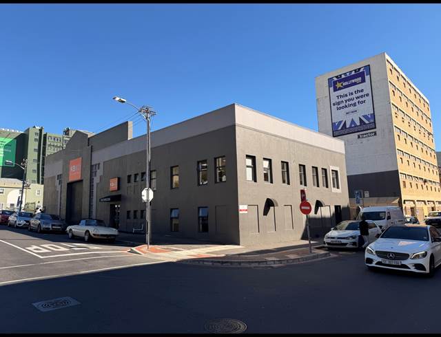 1,239M² WAREHOUSE TO LET IN CAPE TOWN CITY CENTRE