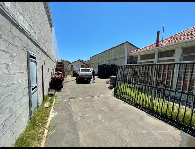 843M² WAREHOUSE TO LET IN PAARDEN EILAND