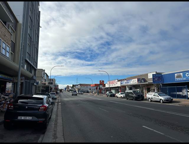 80M² RETAIL TO LET IN PAROW CENTRAL