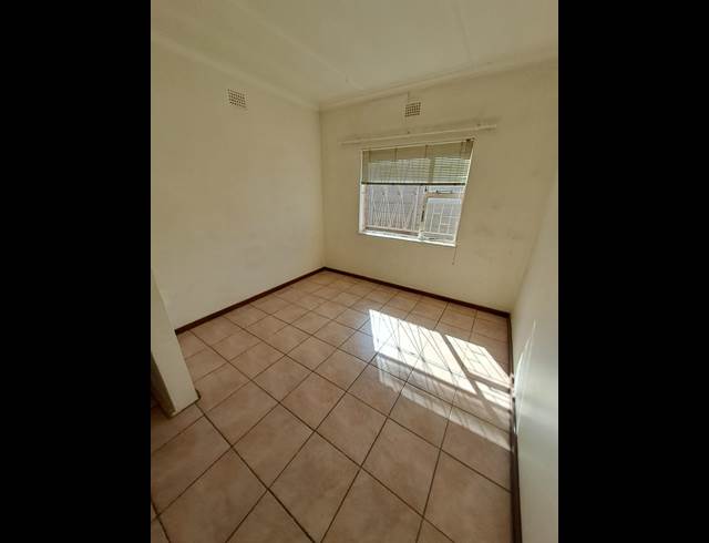 1 bed property to rent in MEIRINGS PARK