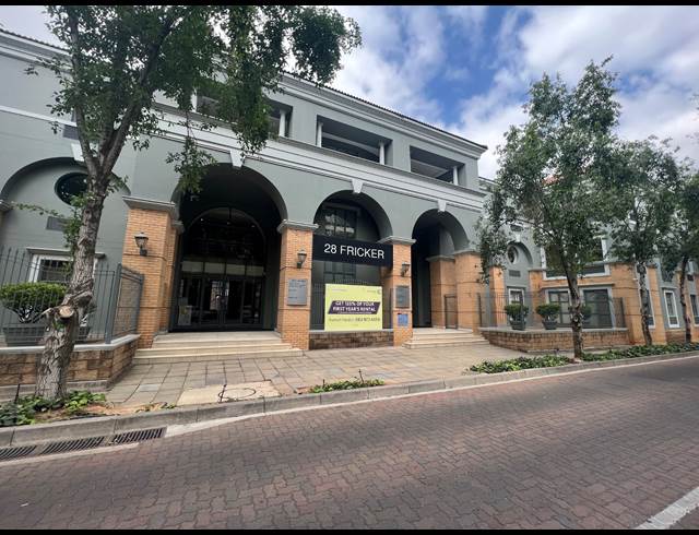 411M² OFFICE TO LET IN ILLOVO