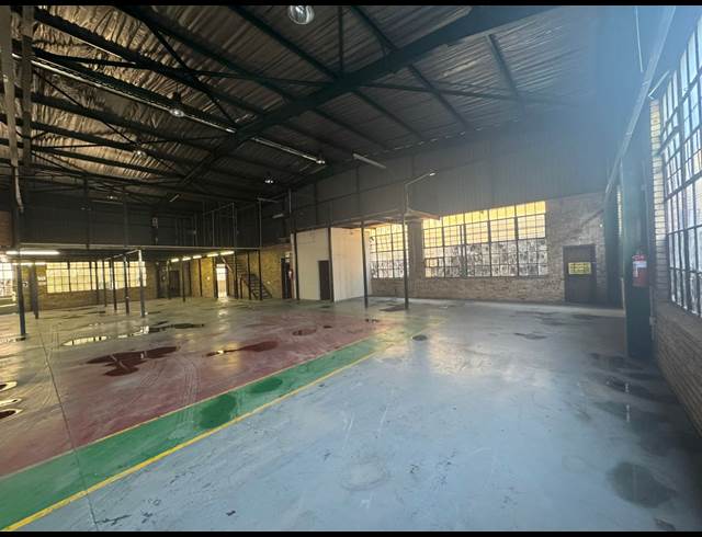 1,500M² WAREHOUSE TO LET IN AMALGAM