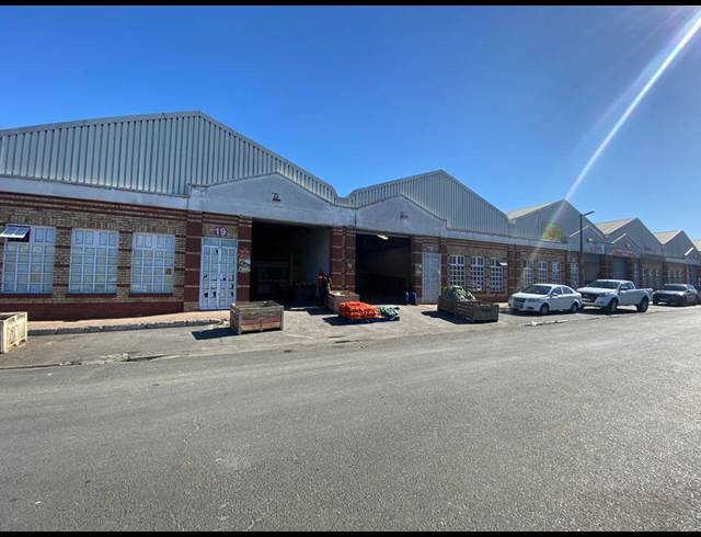 241M² WAREHOUSE TO LET IN EPPING INDUSTRIAL