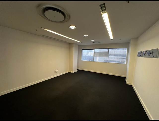 1,010M² OFFICE TO LET IN CAPE TOWN CITY CENTRE
