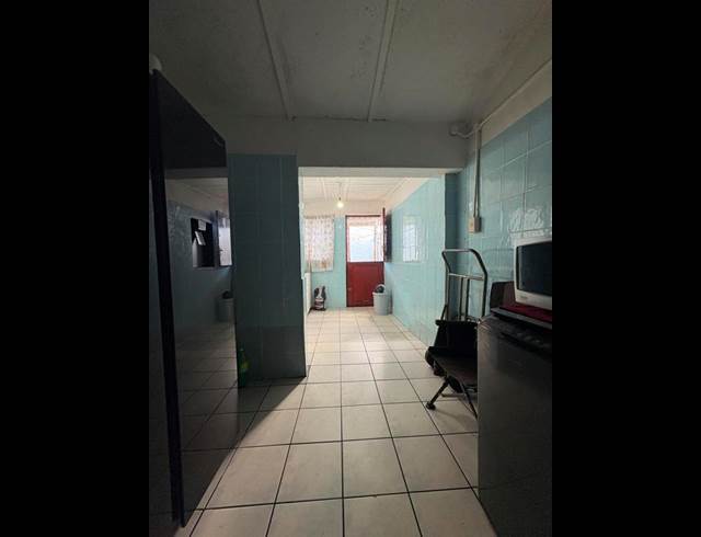 2 BEDROOM PROPERTY TO RENT IN PINATI