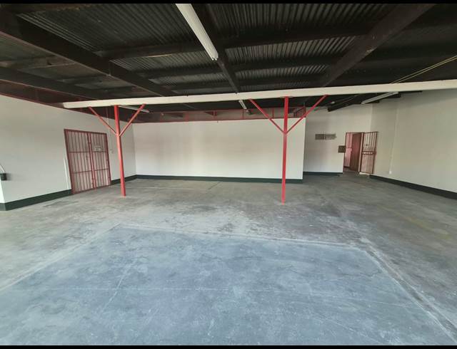 170M² WAREHOUSE TO LET IN KRUGERSDORP CENTRAL