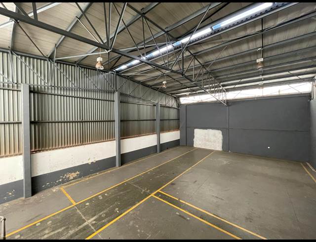 410M² WAREHOUSE TO LET IN RANDJESPARK