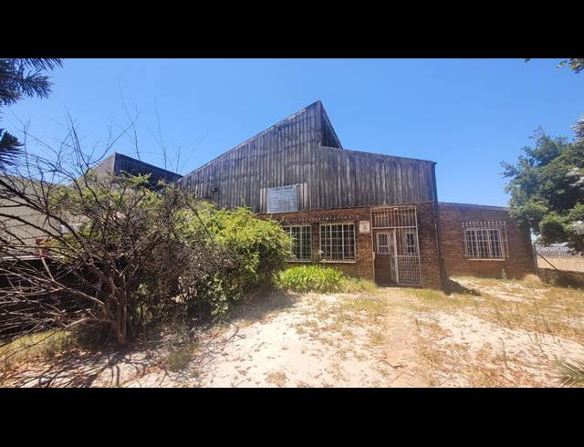 4,550M² WAREHOUSE TO LET IN ATLANTIS CENTRAL