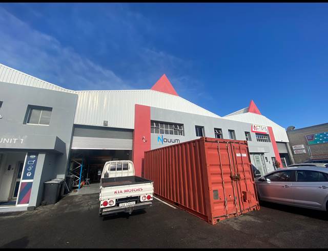 654M² WAREHOUSE TO LET IN MARCONI BEAM INDUSTRIA