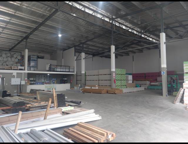 548M² WAREHOUSE TO LET IN BALLITO DISTRICT