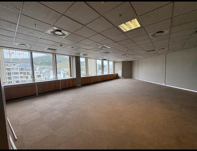 220.80M² OFFICE TO LET IN CAPE TOWN CITY CENTRE
