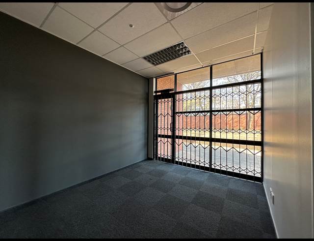 141.60M² OFFICE TO LET IN HIGHVELD TECHNOPARK