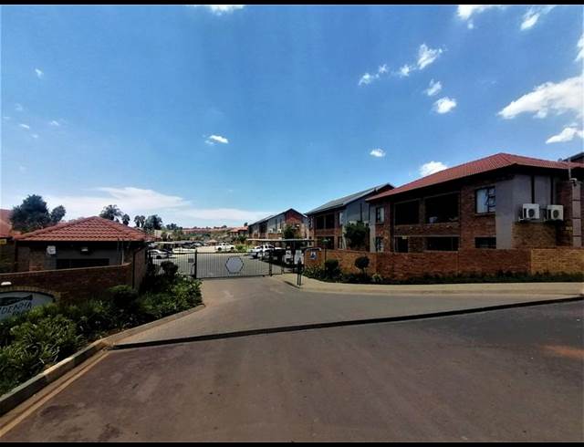 2 BEDROOM PROPERTY TO RENT IN WILGEHEUWEL
