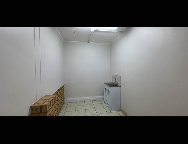453M² WAREHOUSE TO LET IN MEADOWDALE