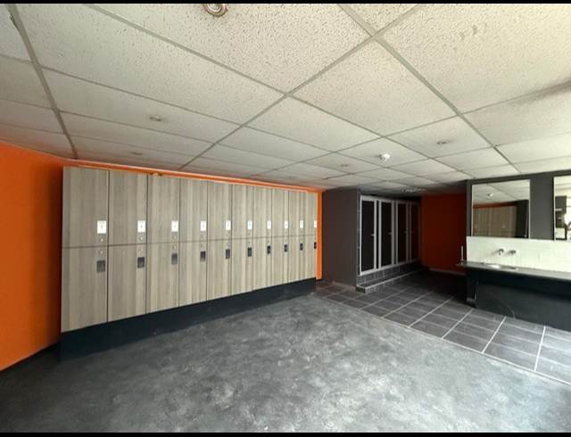 699M² OFFICE TO LET IN CAPE TOWN CITY CENTRE