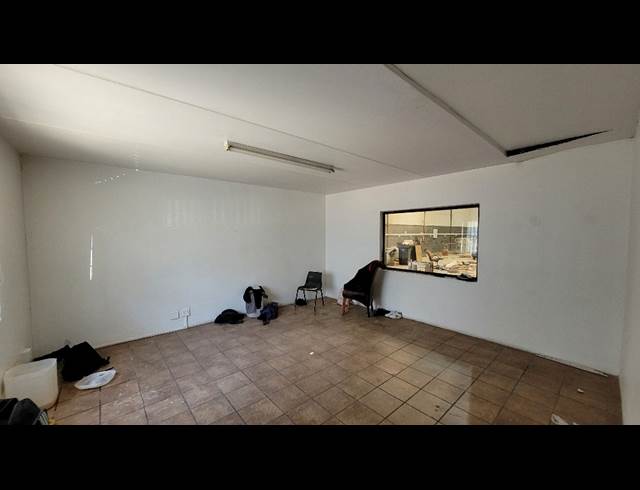 520M² WAREHOUSE TO LET IN BELLVILLE SOUTH