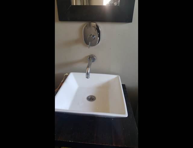 2 bed property to rent in WESTRIDGE