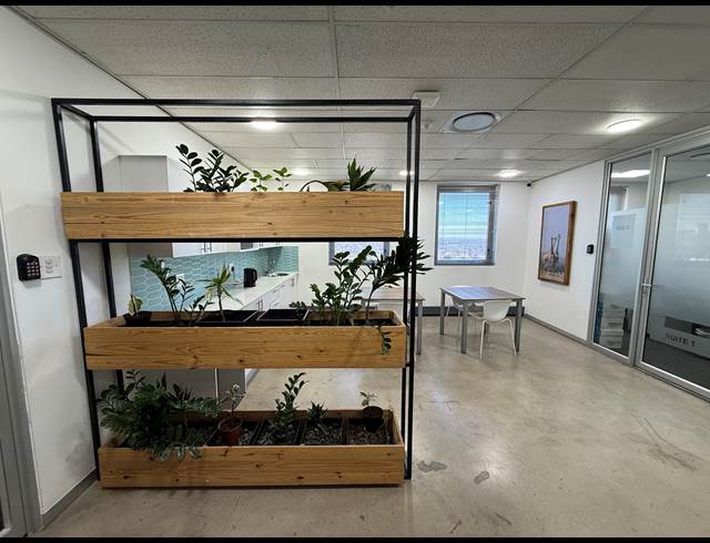 65.10M² SERVICED OFFICE TO LET IN ROSEBANK