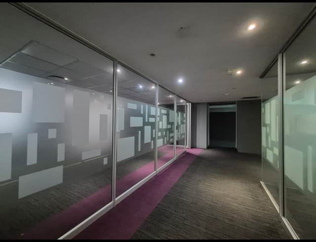 1,180M² OFFICE TO LET IN ILLOVO