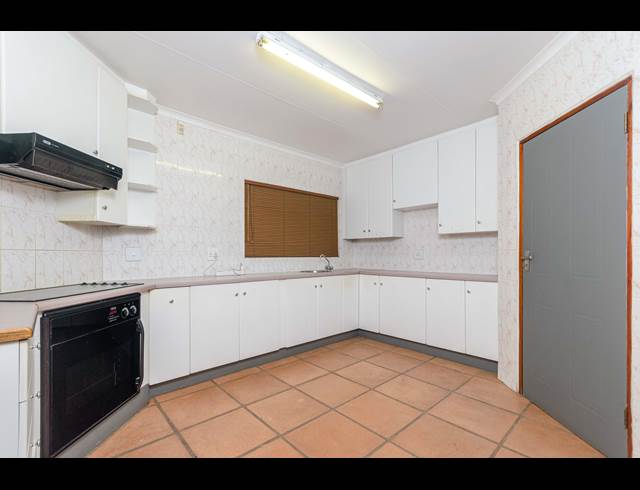 4 BEDROOM HOUSE RENTED IN RANDPARK RIDGE