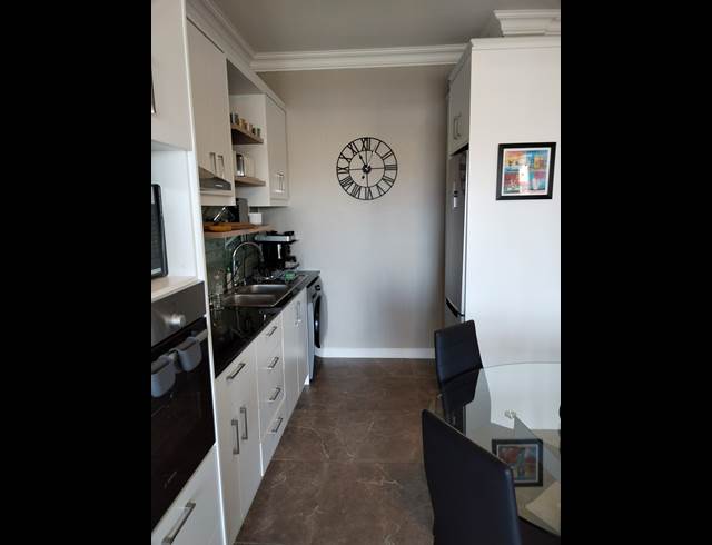 2 BEDROOM APARTMENT TO LET IN WAVES EDGE