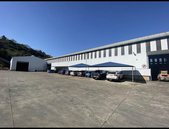 3,227M² WAREHOUSE TO LET IN MAHOGANY RIDGE