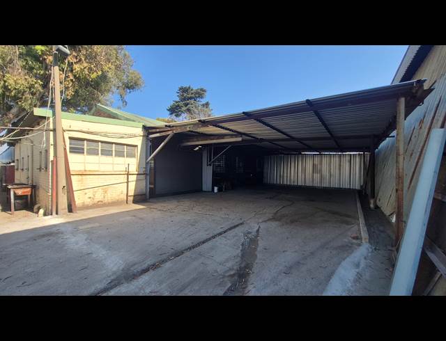 300M² FACTORY TO LET IN ANDERBOLT