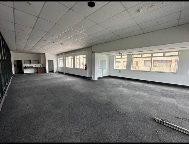 1,160M² WAREHOUSE TO LET IN STRIJDOMPARK