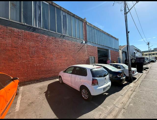 503M² WAREHOUSE TO LET IN WYNBERG