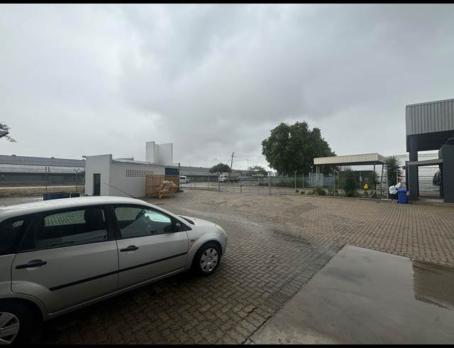 1,925M² FACTORY TO LET IN BLACKHEATH INDUSTRIAL