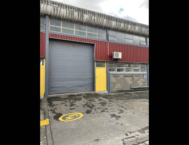 345M² WAREHOUSE TO LET IN RETREAT