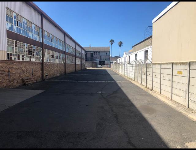 4,303M² WAREHOUSE TO LET IN MAITLAND