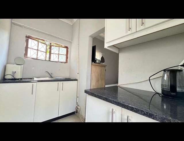 1 BEDROOM PROPERTY TO RENT IN ATHOLL HEIGHTS