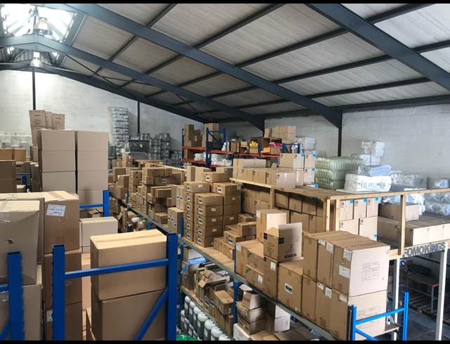 572M² WAREHOUSE RENTED IN EPPING INDUSTRIAL